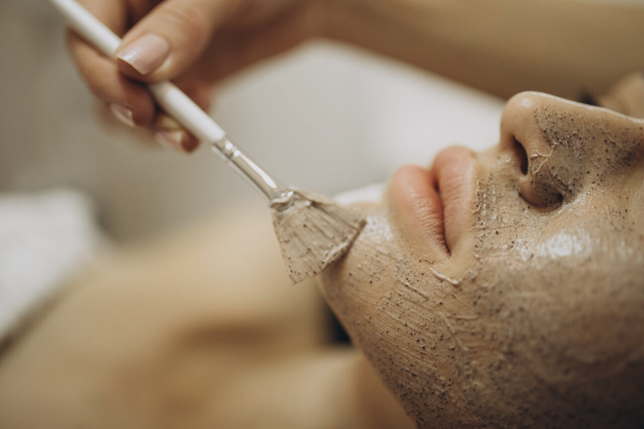 Fruchtsäure Peeling Behandlung